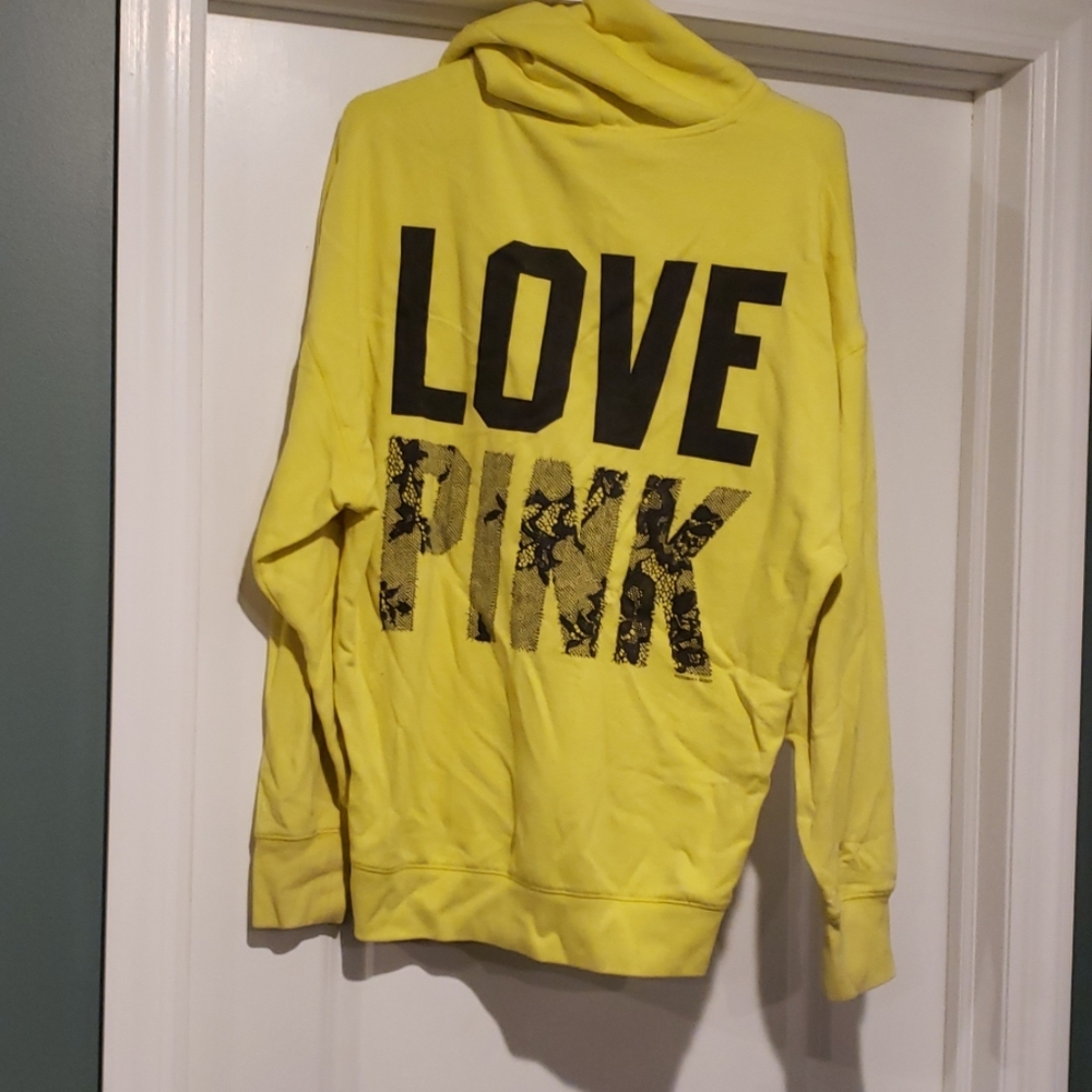 Pink-Victoria Secrets hoodie